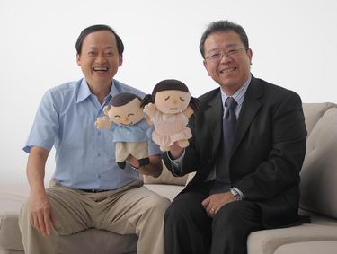 衛生署長葉金川與董氏基金會執行長姚思遠同聲呼籲注意待業朋友的心理健康